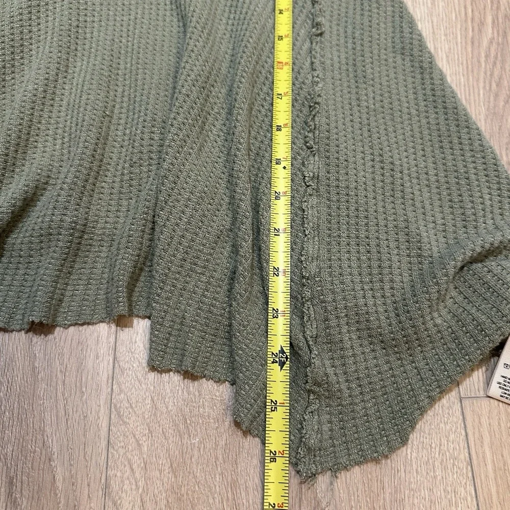 Free People Swing It Cowl Tank Sage Green Size Small Waffle Knit Boho‎ EUC